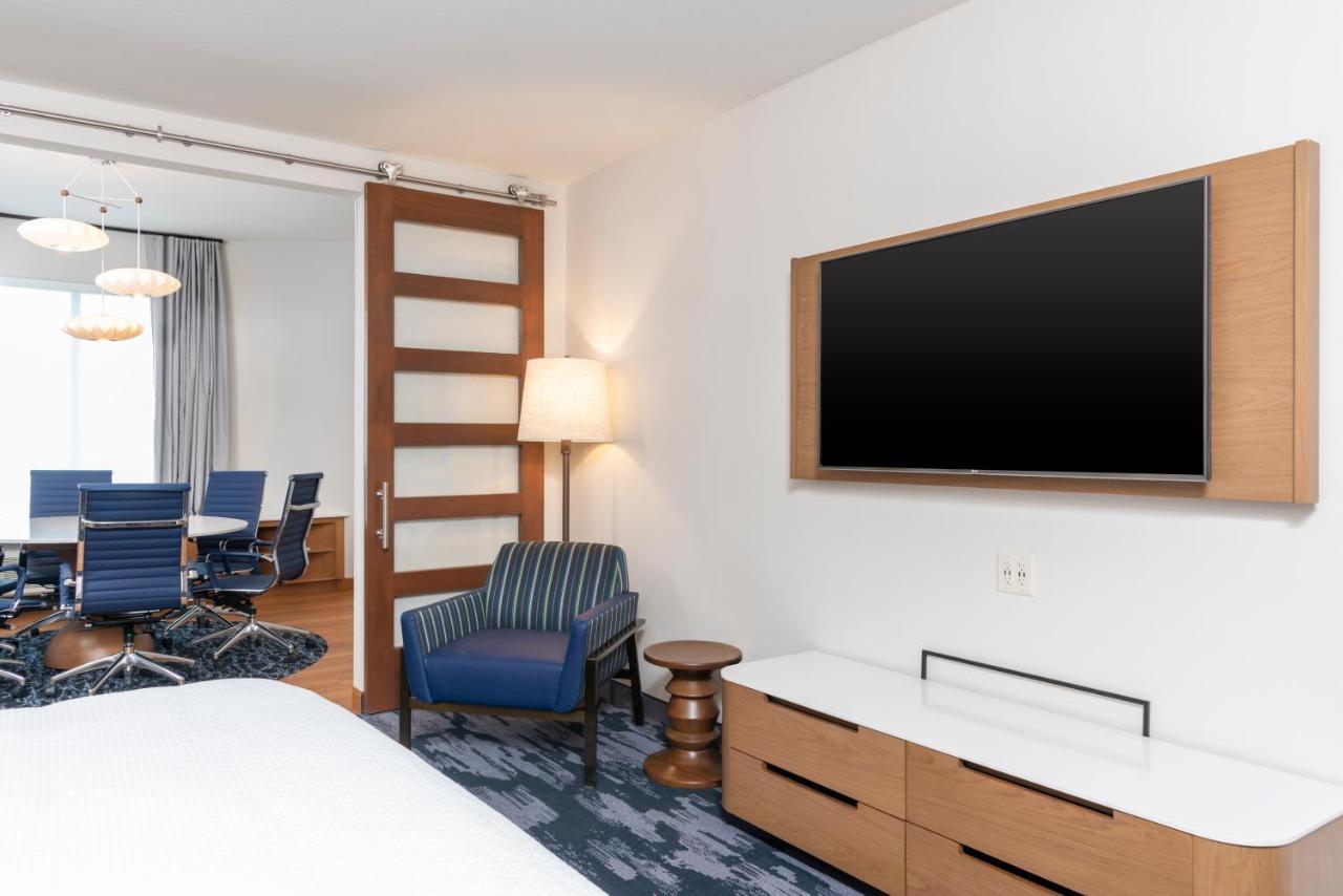 Fairfield Inn & Suites By Marriott Fair Oaks Farms Luaran gambar