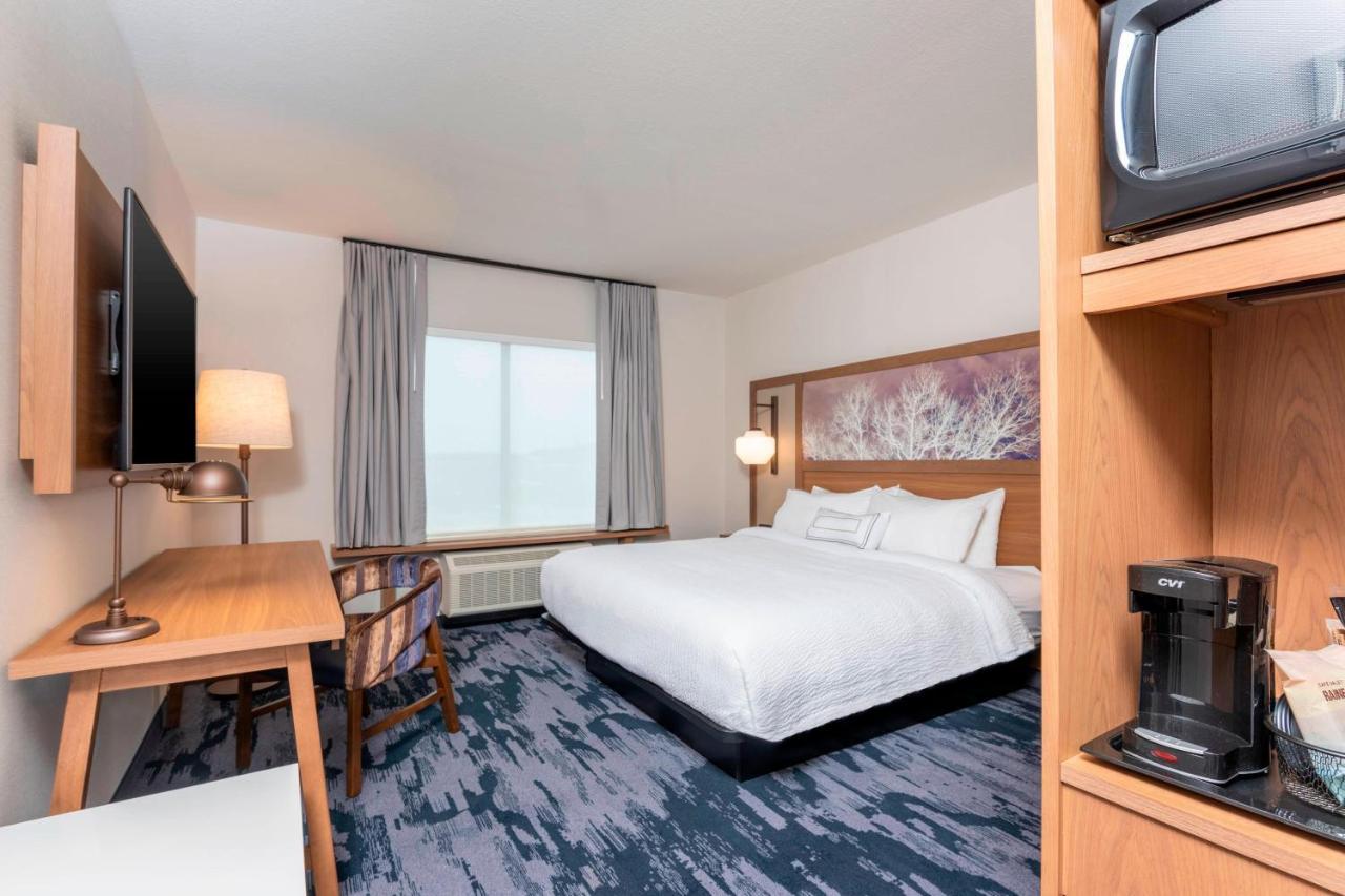 Fairfield Inn & Suites By Marriott Fair Oaks Farms Luaran gambar