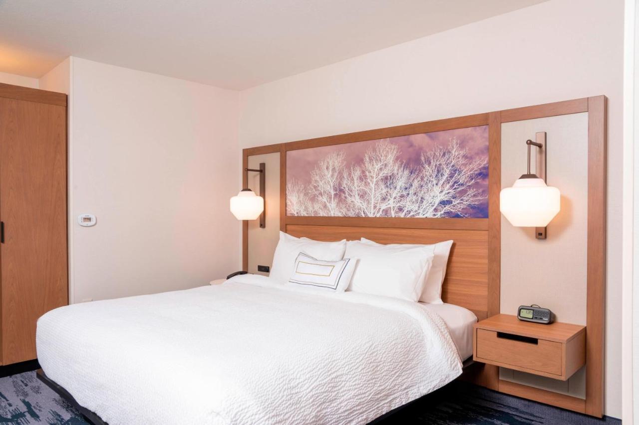 Fairfield Inn & Suites By Marriott Fair Oaks Farms Luaran gambar